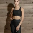 siyah nike