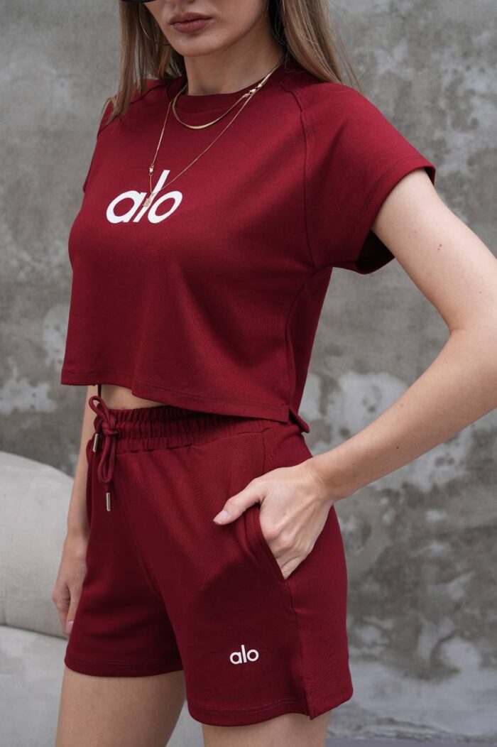 Bordo Renk Kadın Şort Takımı Bordo Renk Kadın Şort Takımı